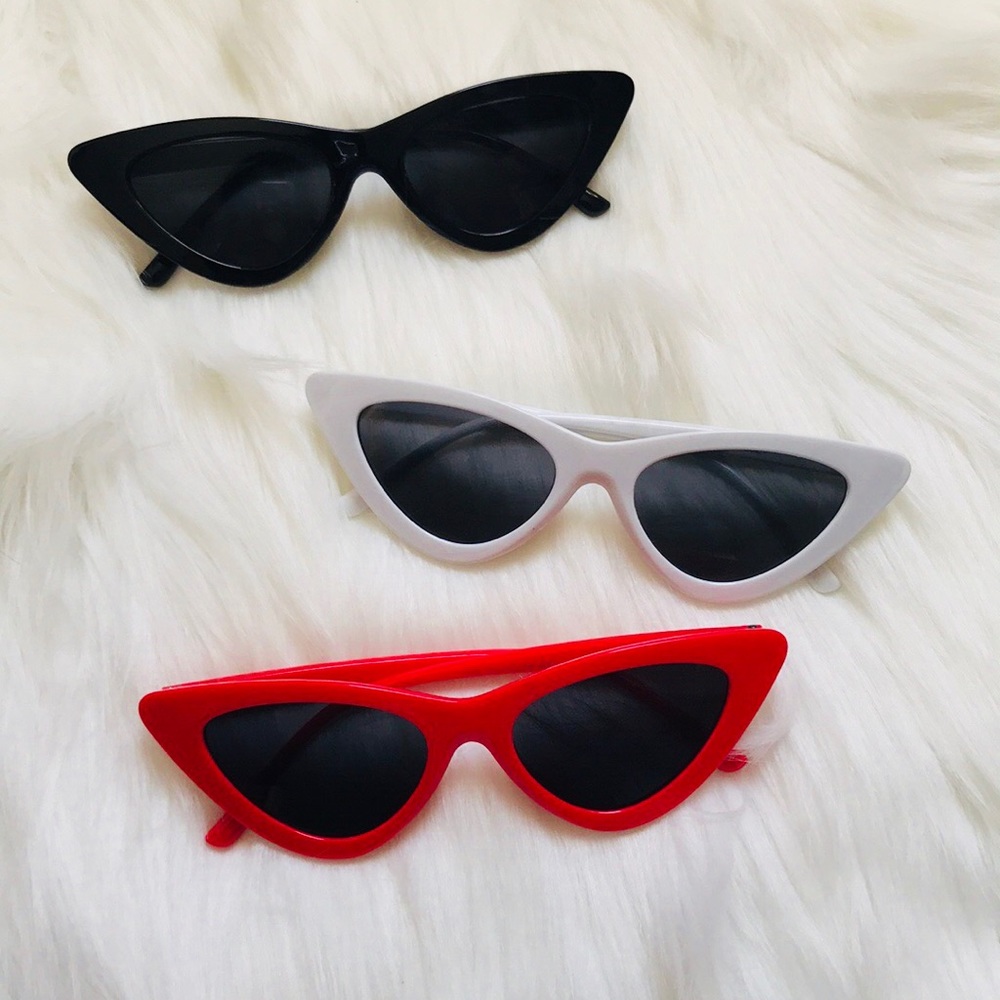 Retro Slim Cat Eye Sunglasses